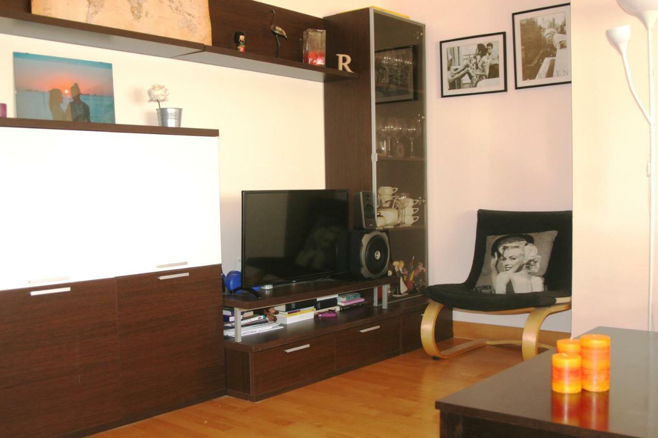 Apartamento Malaga Centro Y Playa-Parking Exterior foto